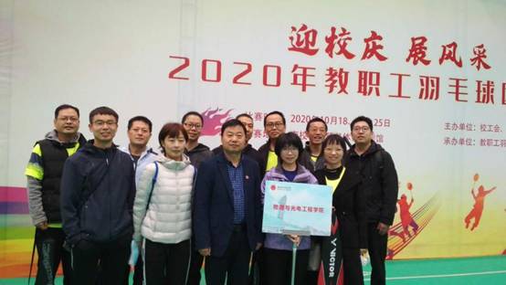 Copyright © 2022 云
